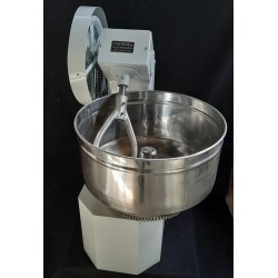 Amasadora FEMA 30 kg con mando