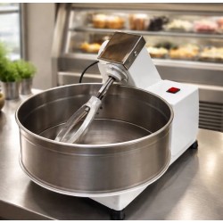 AMASADORA 20 KG CON...